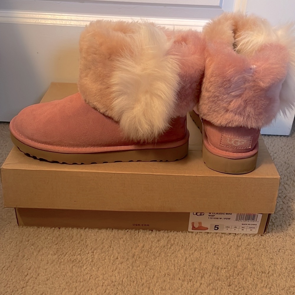 Uggs - Picture 3 of 3